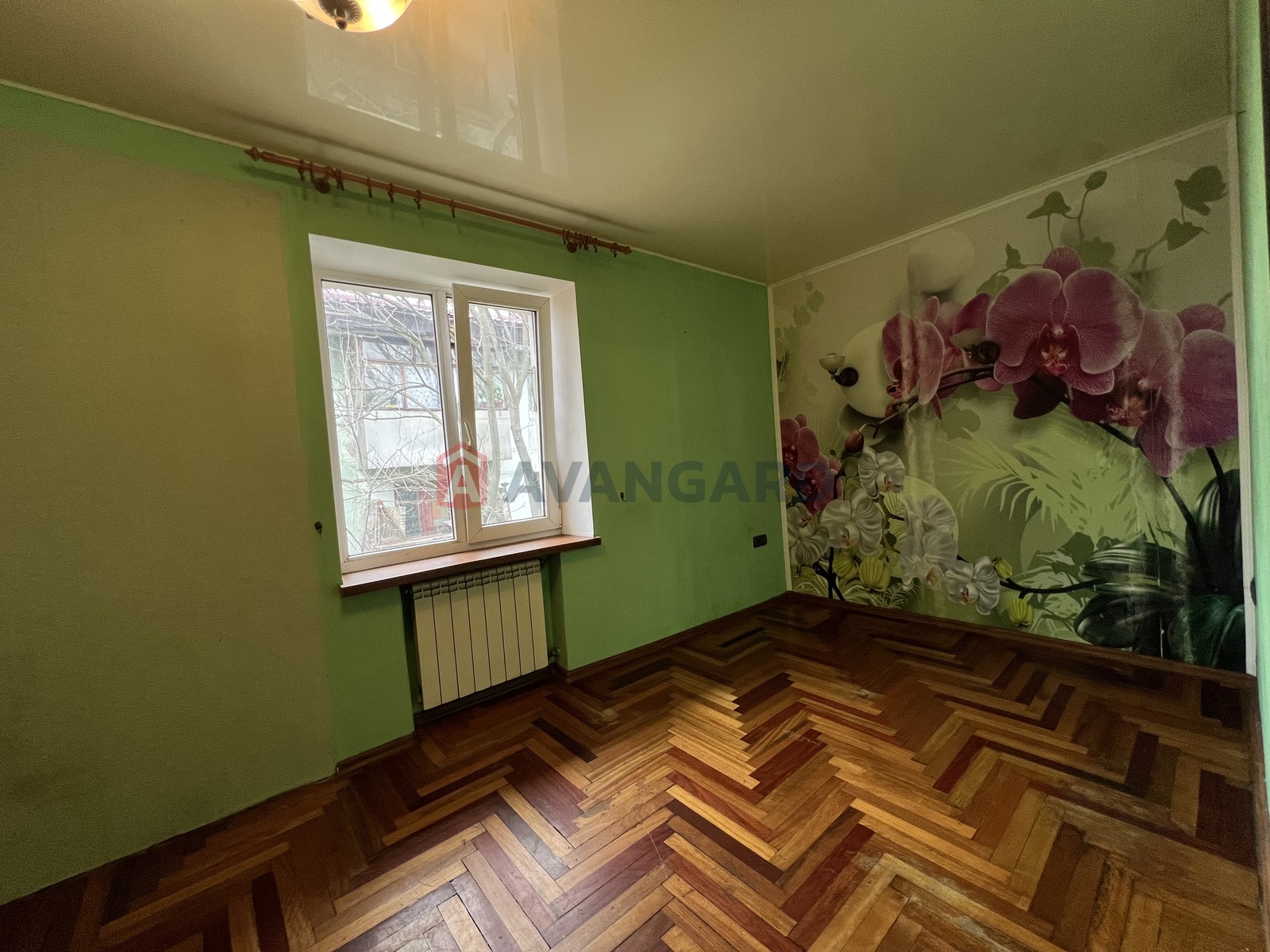 2 ����. ��������, 58/-/6 ��. �., 5/5 ���� ���� 9