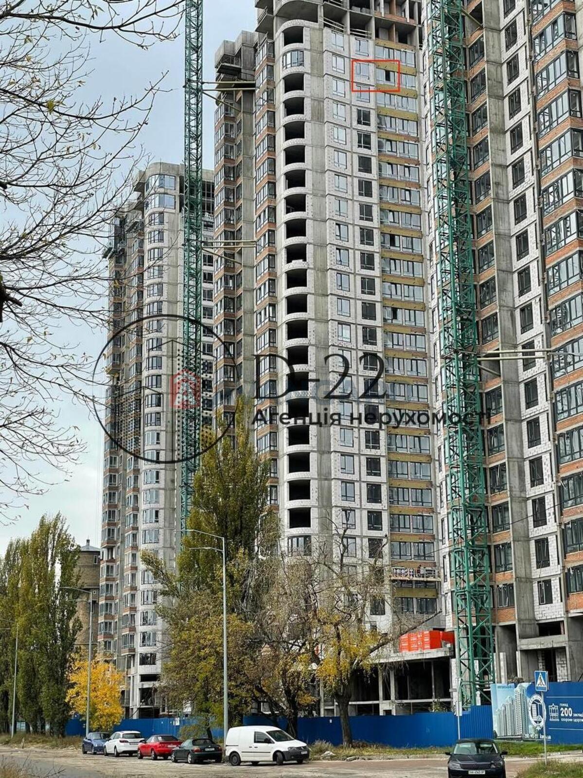 1 ��. ��������, 37/15/12 ��. �., 23/26 ������ ���� 2