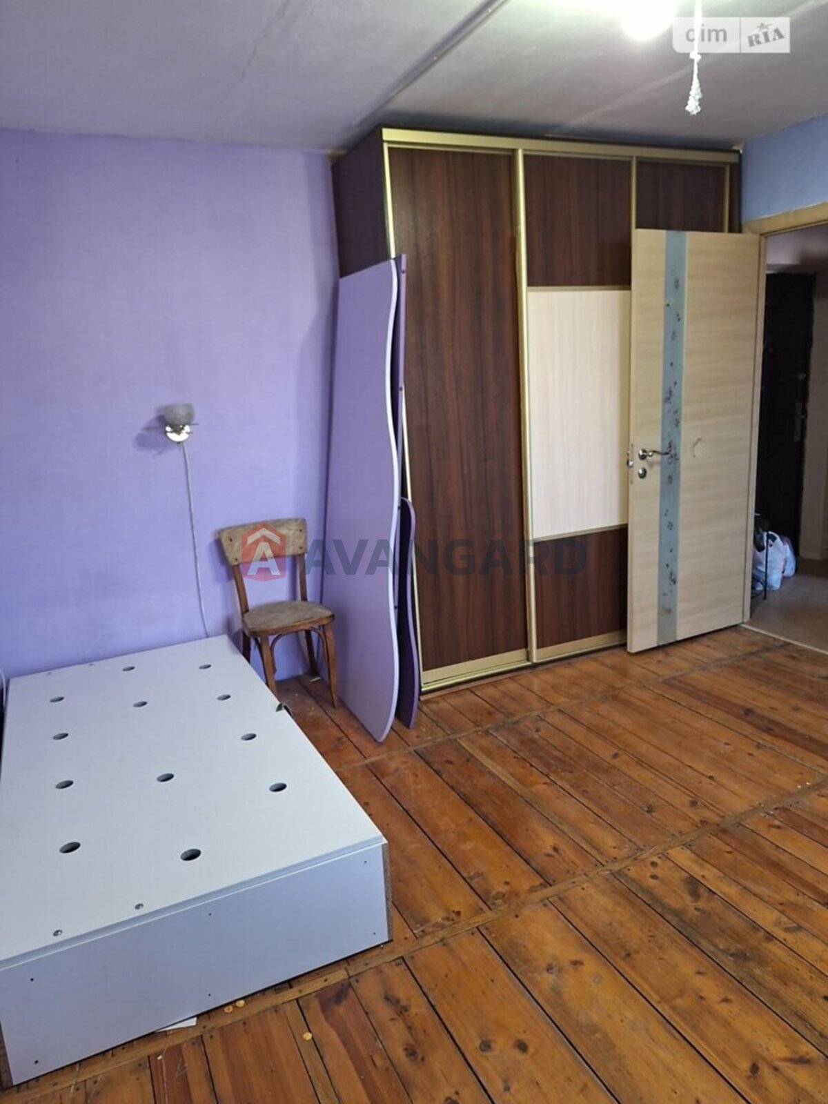 1 ����. ��������, 28/14/6 ��. �., 5/10 ���� ���� 7