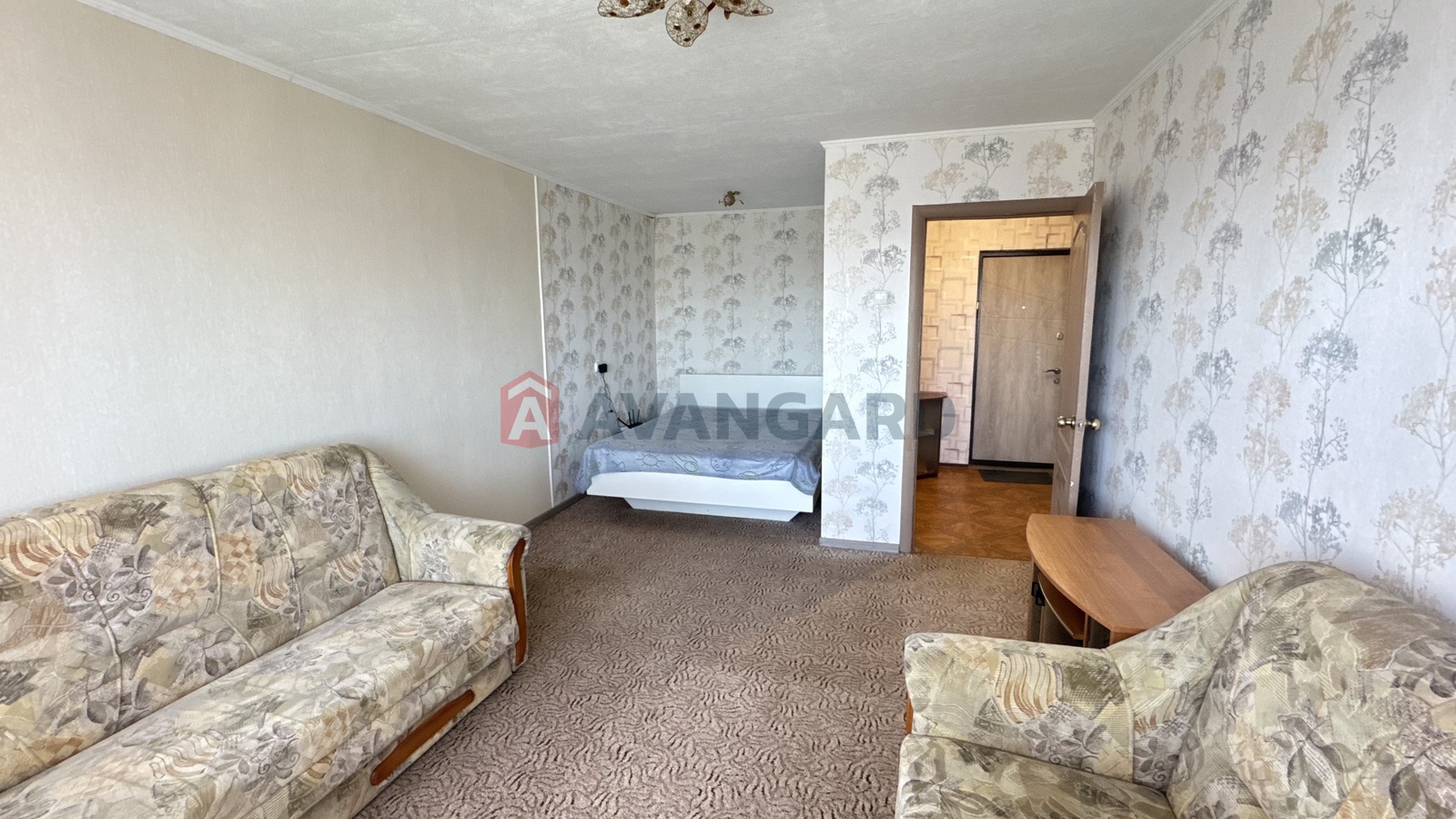 1 ��. ��������, 40,4/-/7,2 ��. �., 12/12 ������ ���� 17