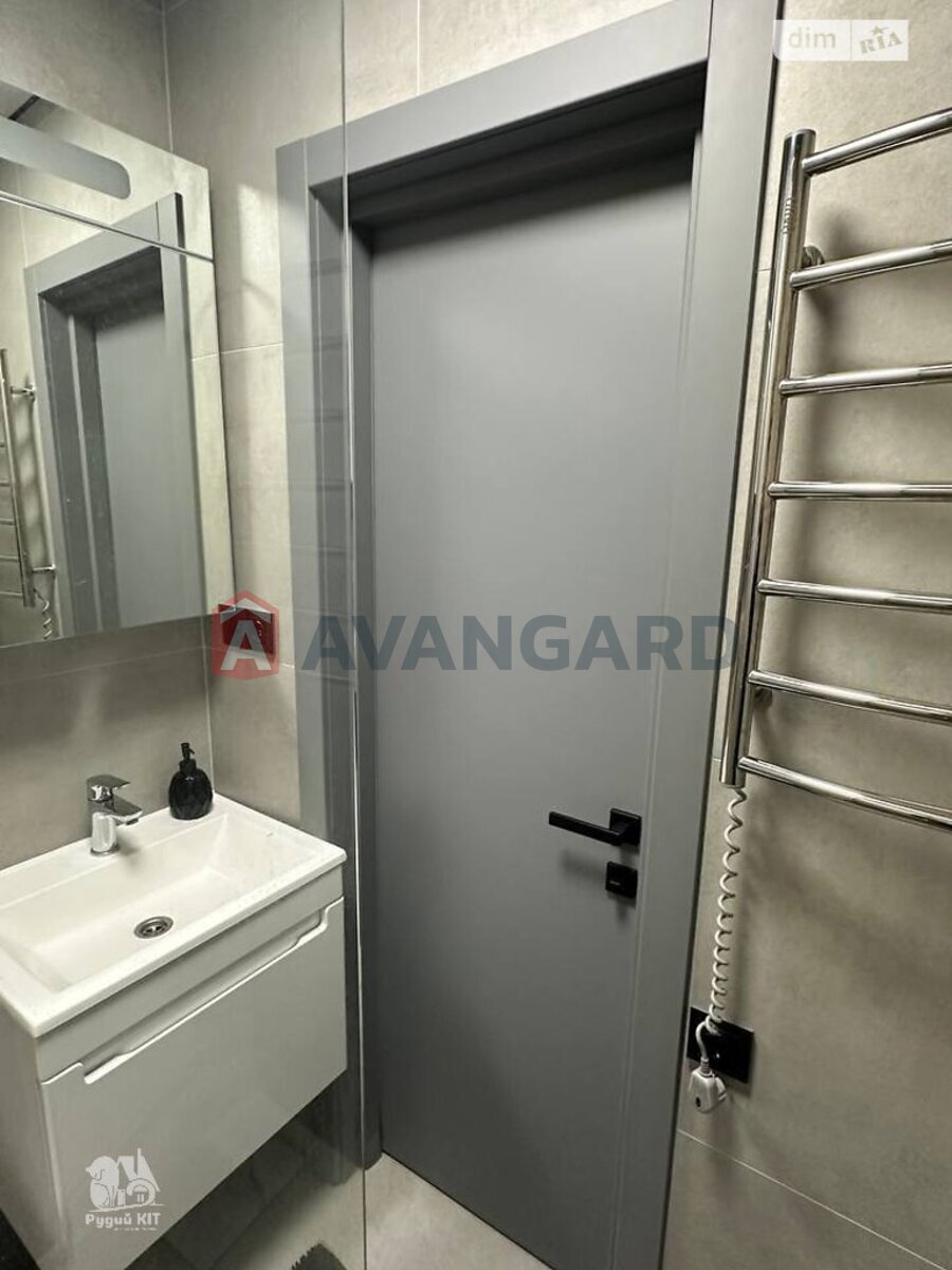 1 ��. ��������, 21/11/4 ��. �., 9/9 ������ ���� 14