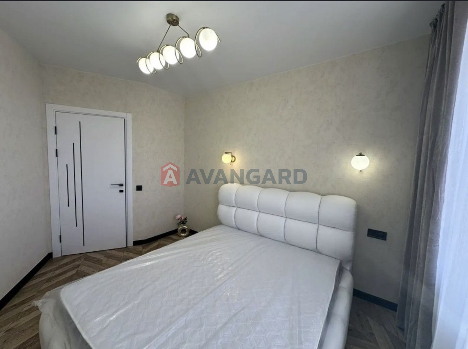 1 ����. ��������, 35/13/16 ��. �., 4/4 ���� ���� 6