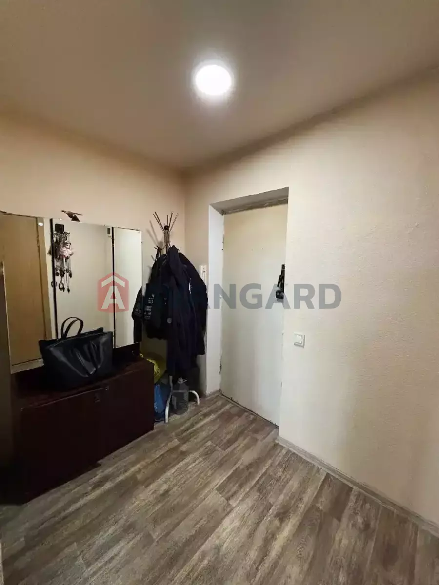1 ��. ��������, 39/19/8 ��. �., 7/9 ������ ���� 5