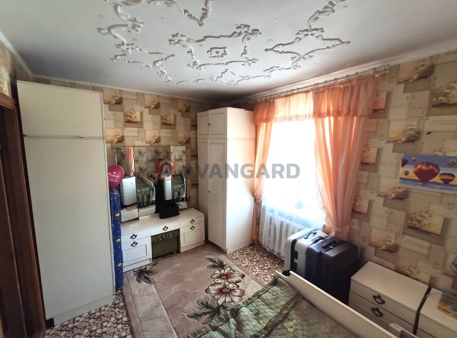 3 ��. ��������, 64/-/11 ��. �., 10/10 ������ ���� 4