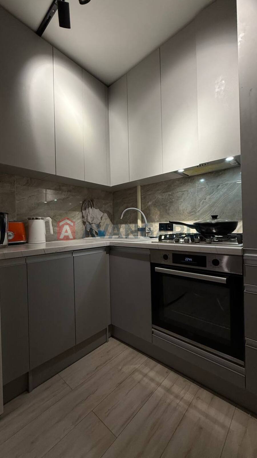 2 ��. ��������, 48/-/10 ��. �., 4/4 ������ ���� 13