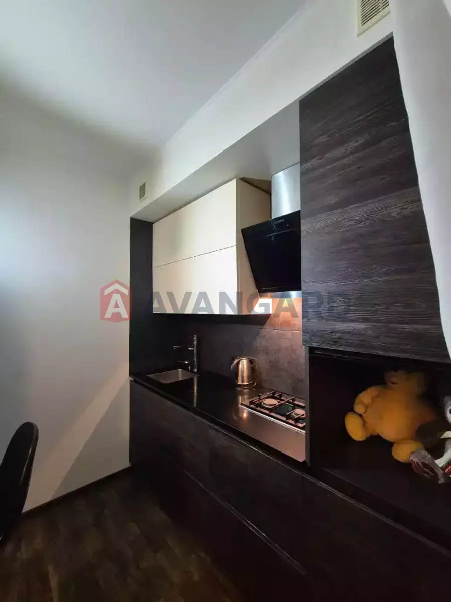 1 ����. ��������, 40/25/18 ��. �., 6/9 ���� ���� 9