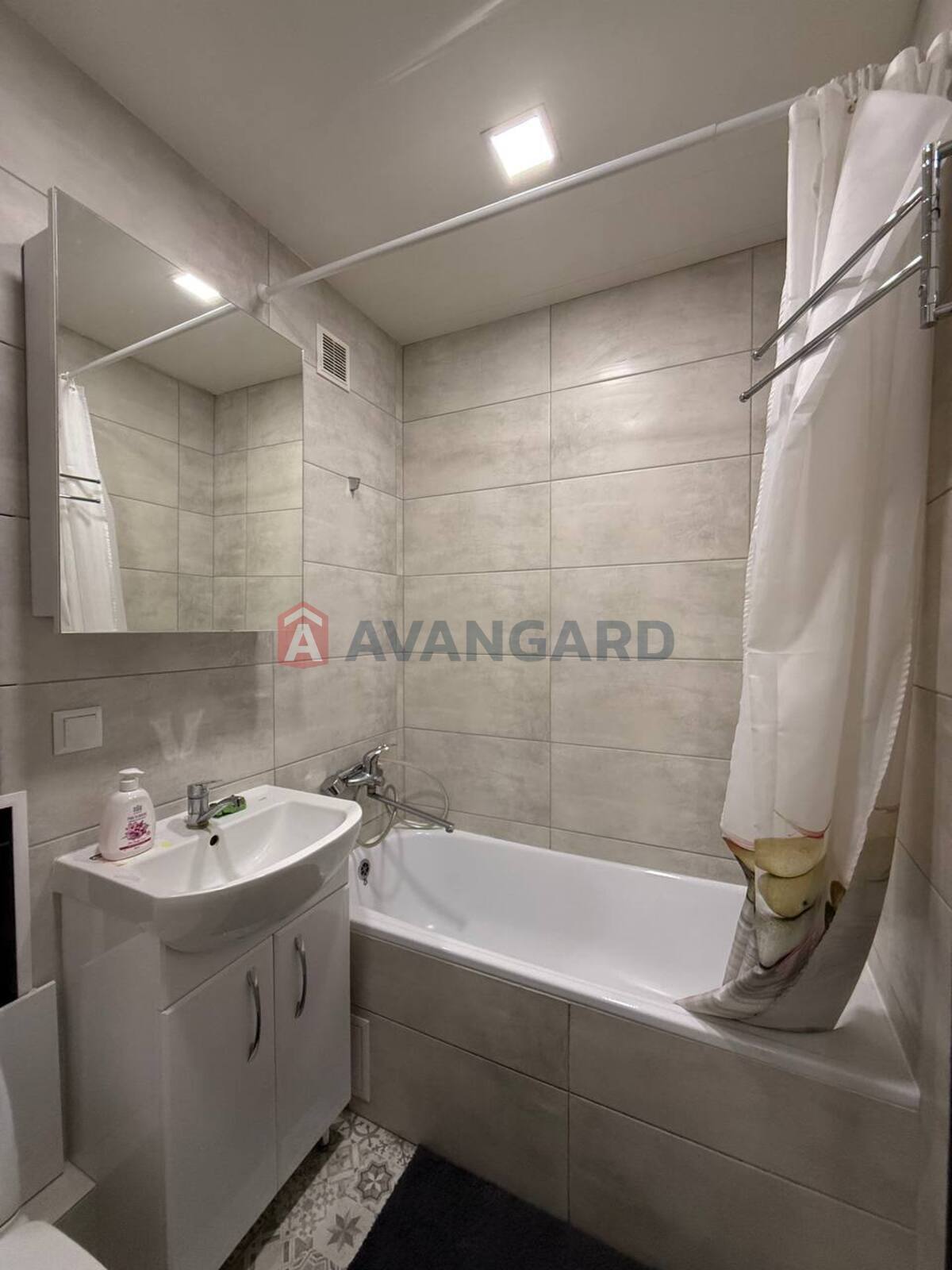 2 ��. ��������, 45,5/28/6 ��. �., 4/5 ������ ���� 6