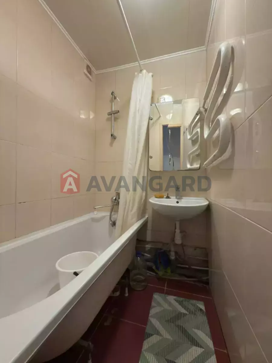 2 ��. ��������, 45/26/6 ��. �., 2/5 ������ ���� 8