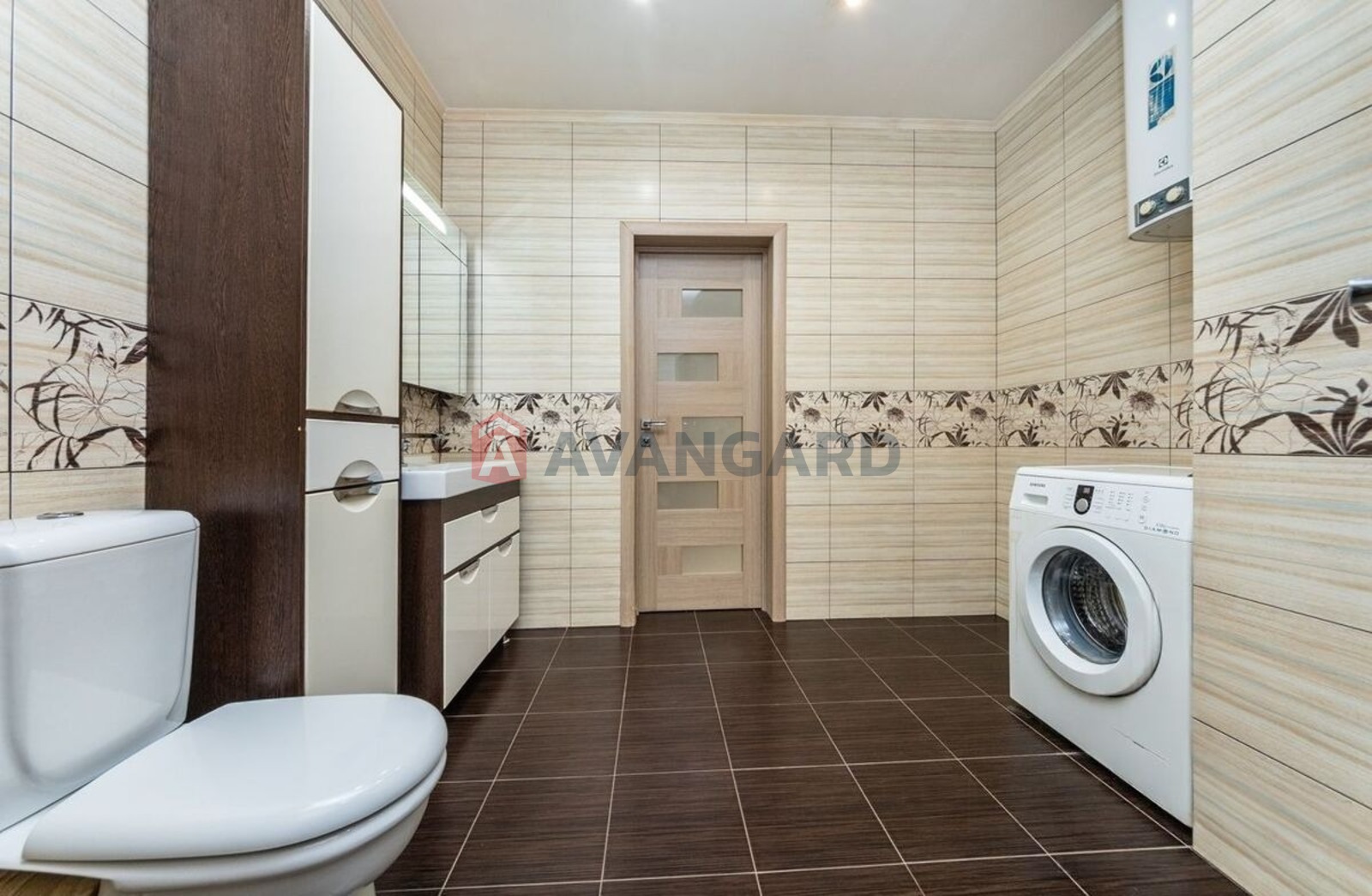 1 ��. ��������, 62.7 / 24.9 / 15.2 ��. �., 11/25 ������ ���� 8