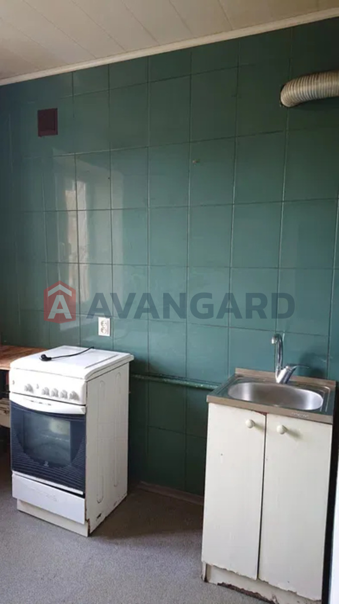 3 ����. ��������, 54/-/6 ��. �., 5/5 ���� ���� 8