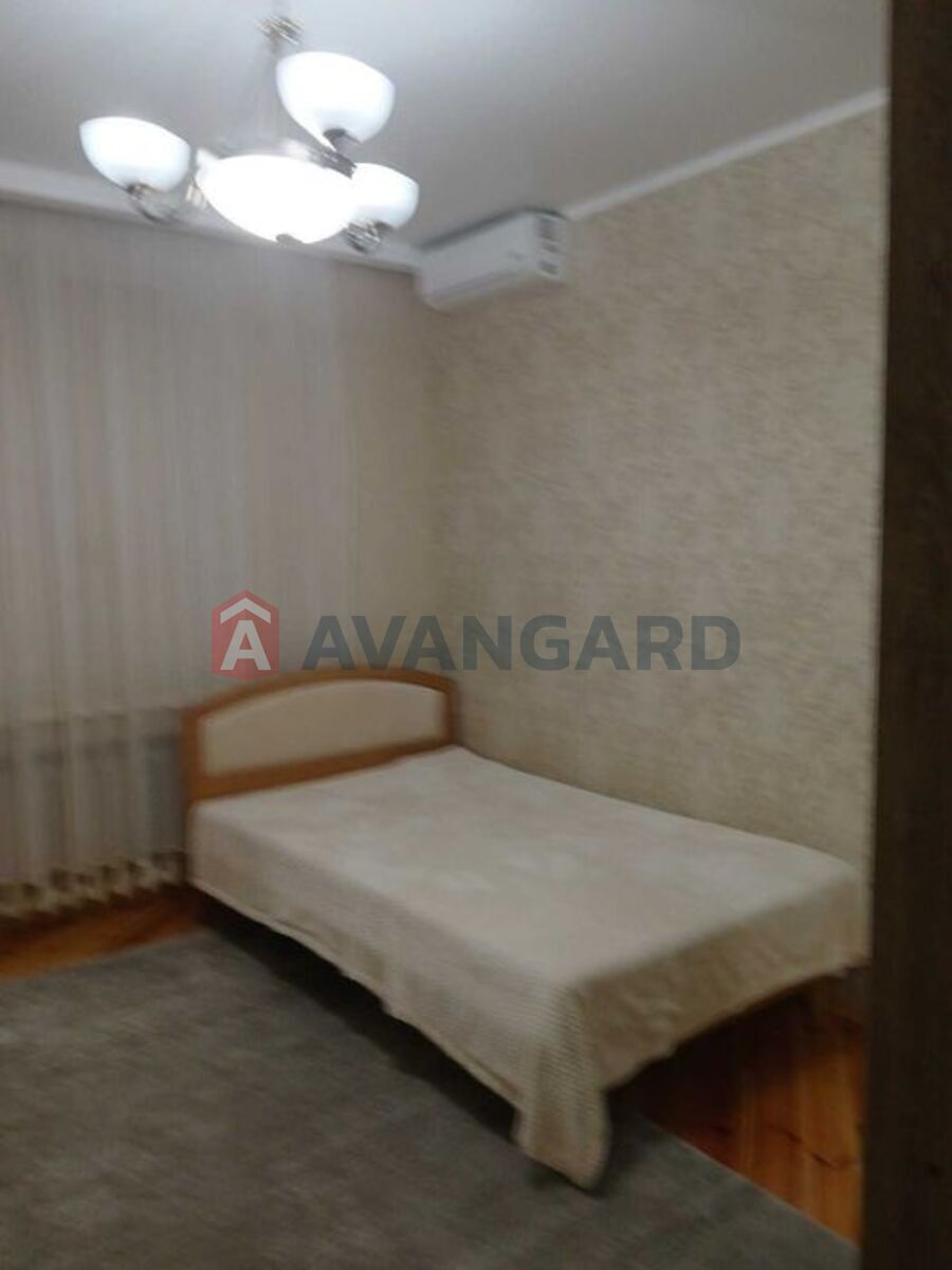 2 ��. ��������, 51/-/7 ��. �., 2/3 ������ ���� 12