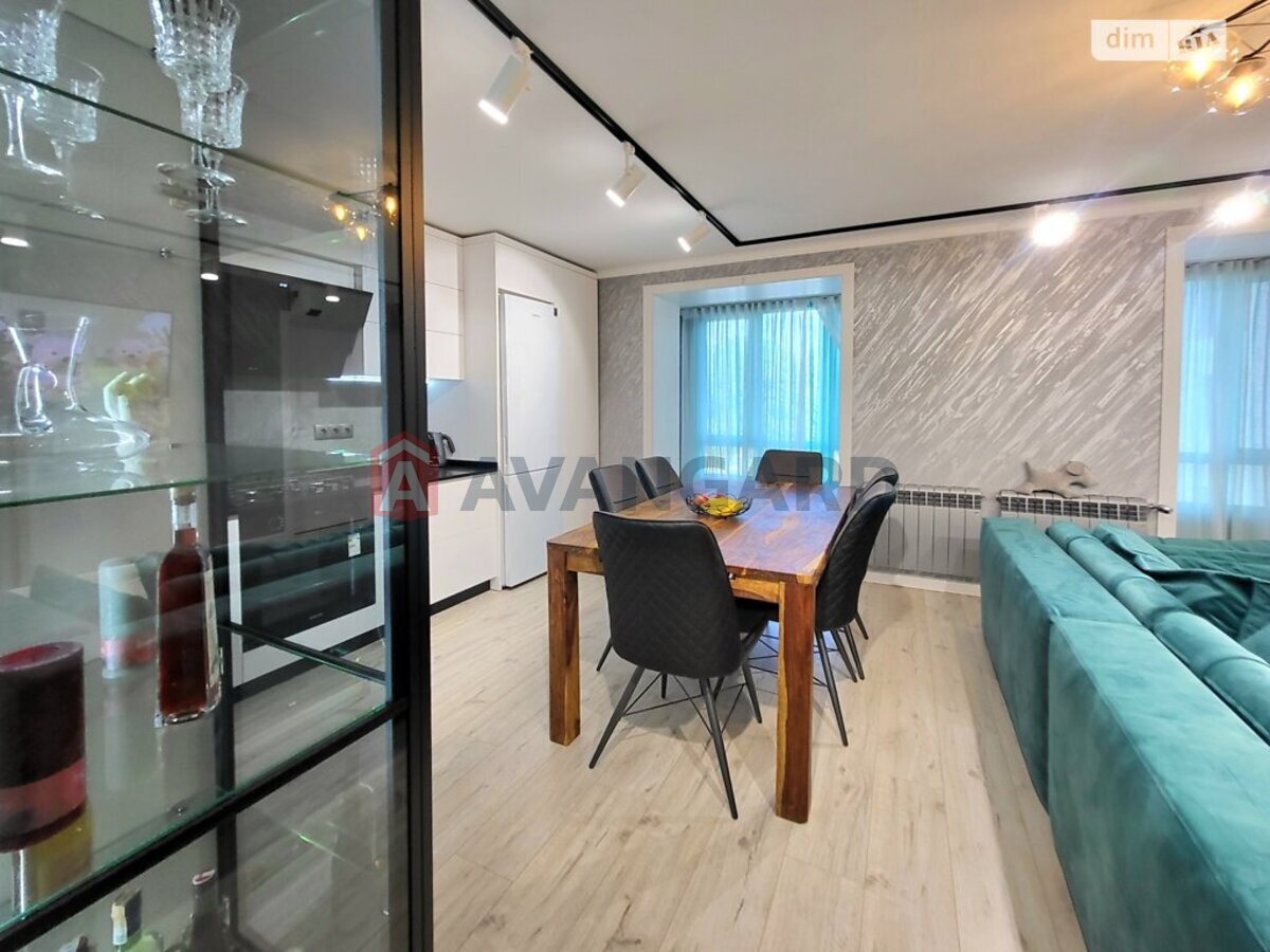 3 ����. ��������, 91/45/40 ��. �., 4/8 ���� ���� 6