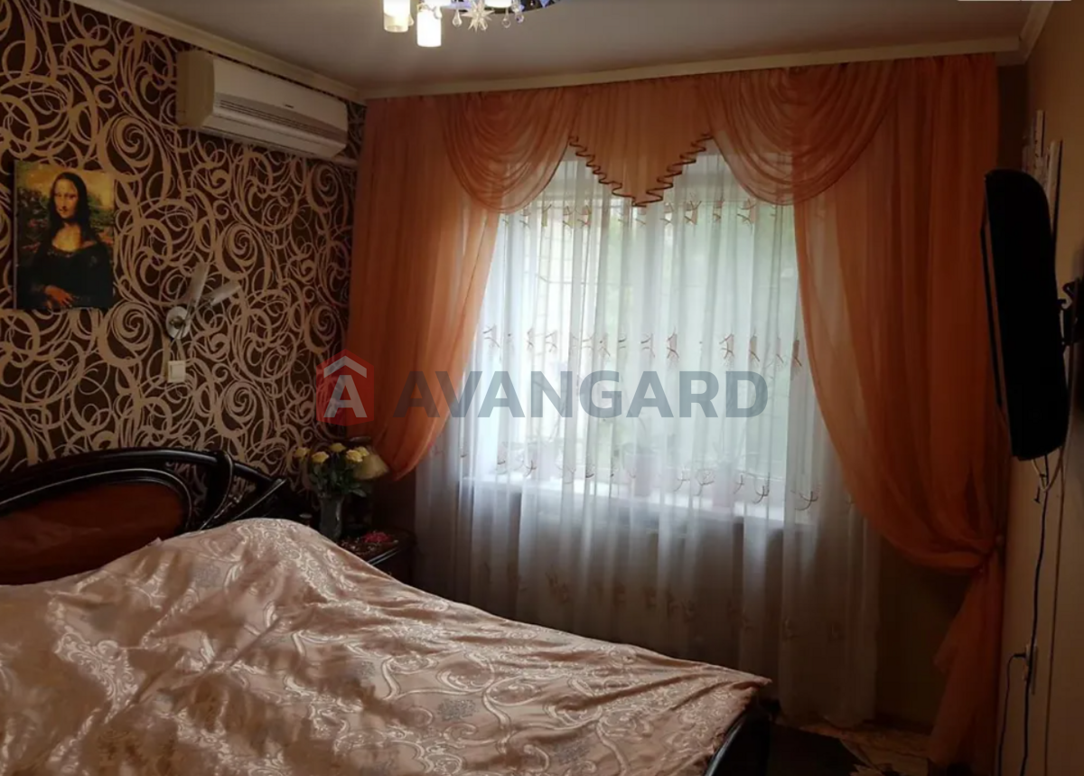 3 ��. ��������, 66/-/- ��. �., 2/9 ������ ���� 10