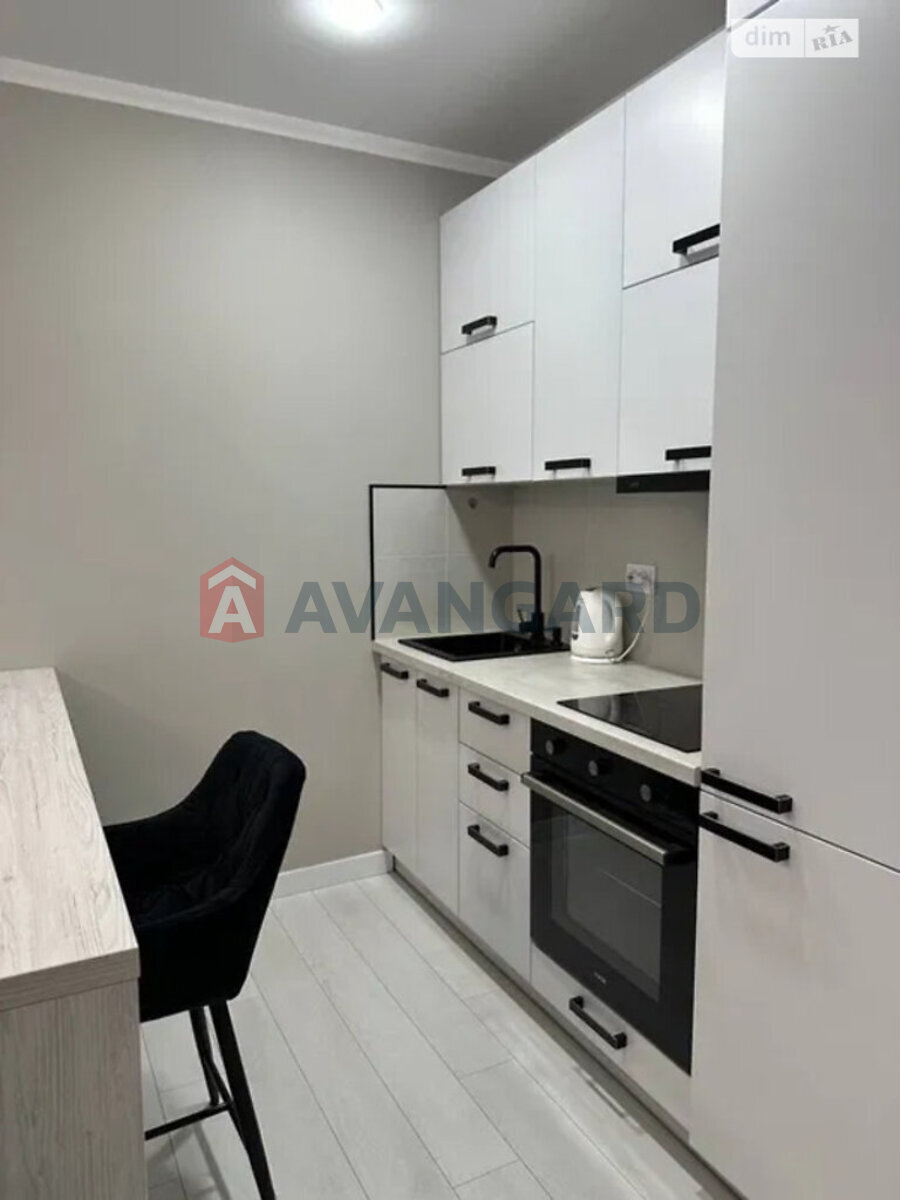 2 ��. ��������, 49/-/17 ��. �., 10/14 ������ ���� 2