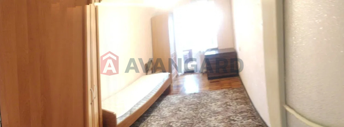 3 ��. ��������, 66/-/10 ��. �., 7/9 ������ ���� 4