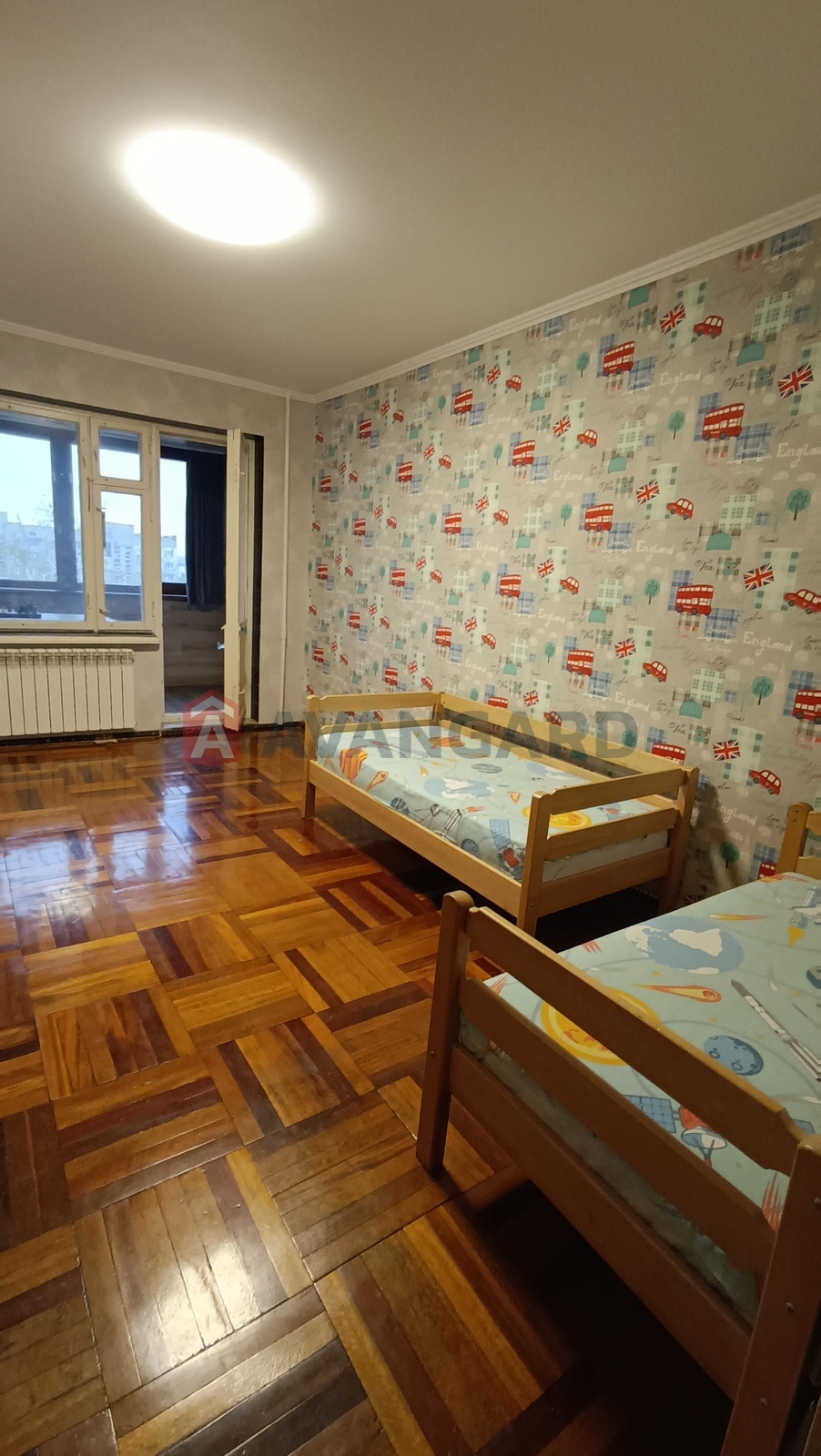 3 ��. ��������, 66/41,5/8 ��. �., 7/9 ������ ���� 19