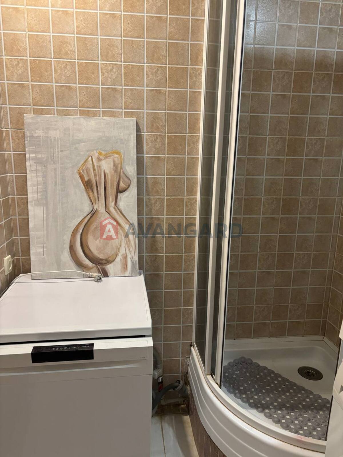 3 ��. ��������, 63/-/10 ��. �., 5/9 ������ ���� 9