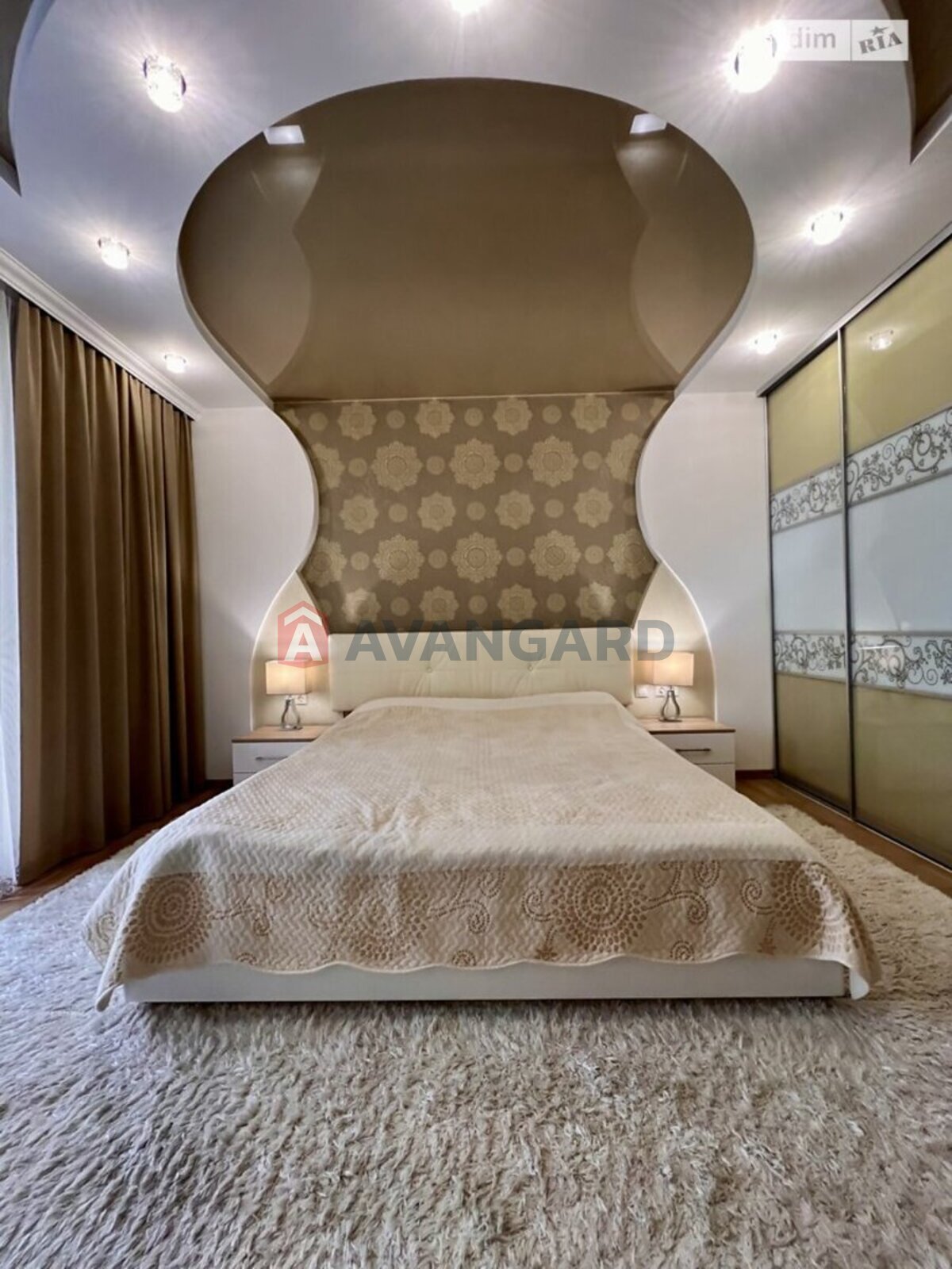 4 ��. ��������, 108/71/11 ��. �., 4/7 ������ ���� 7