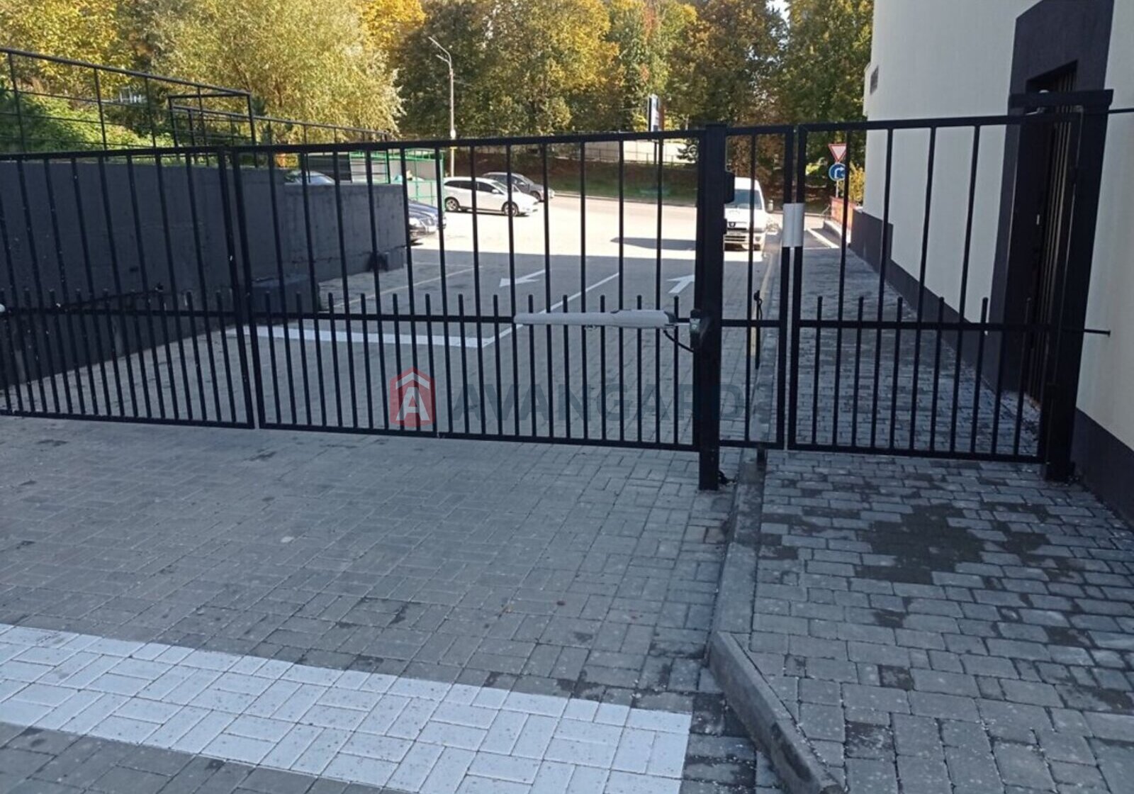 2 ��. ��������, 68/55/13 ��. �., 9/16 ������ ���� 10