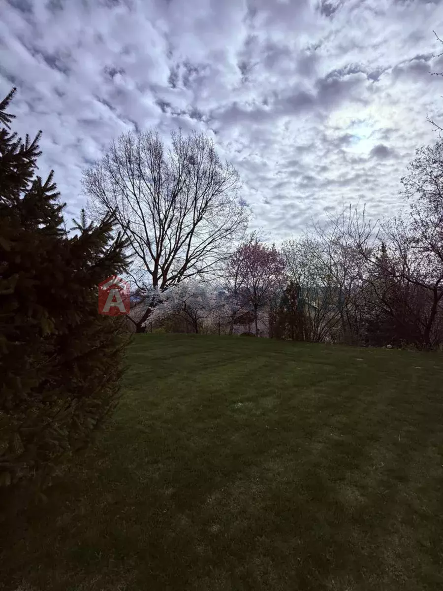 3 ��. ��������, 168/-/22 ��. �., 2/5 ������ ���� 15