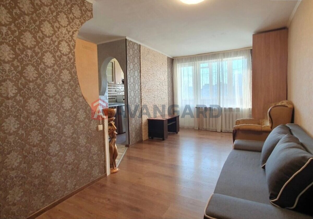 1 ����. ��������, 30/17/3 ��. �., 6/9 ���� ���� 5