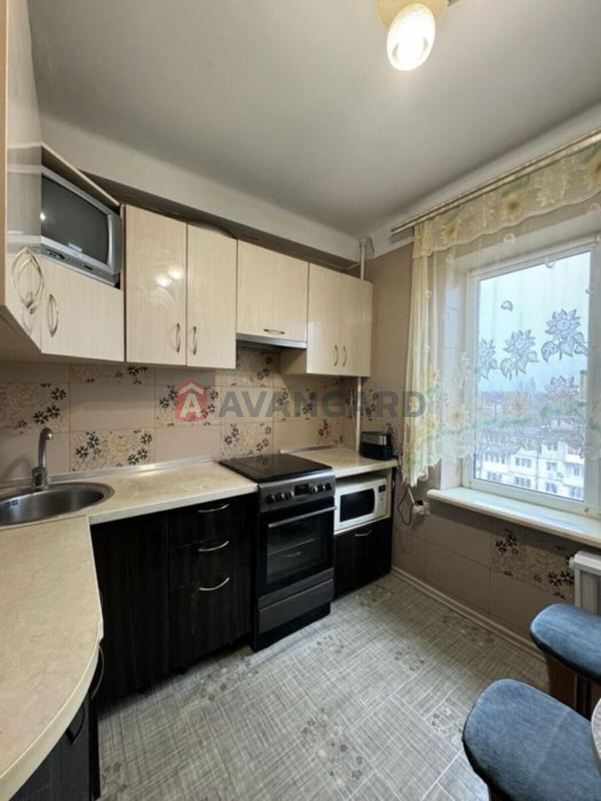 3 . , 69/-/9 . ., 7/9   1