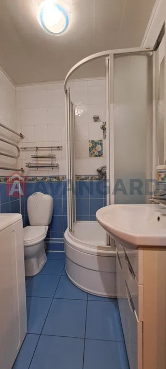 1 . , 28/-/4 . ., 2/9   16