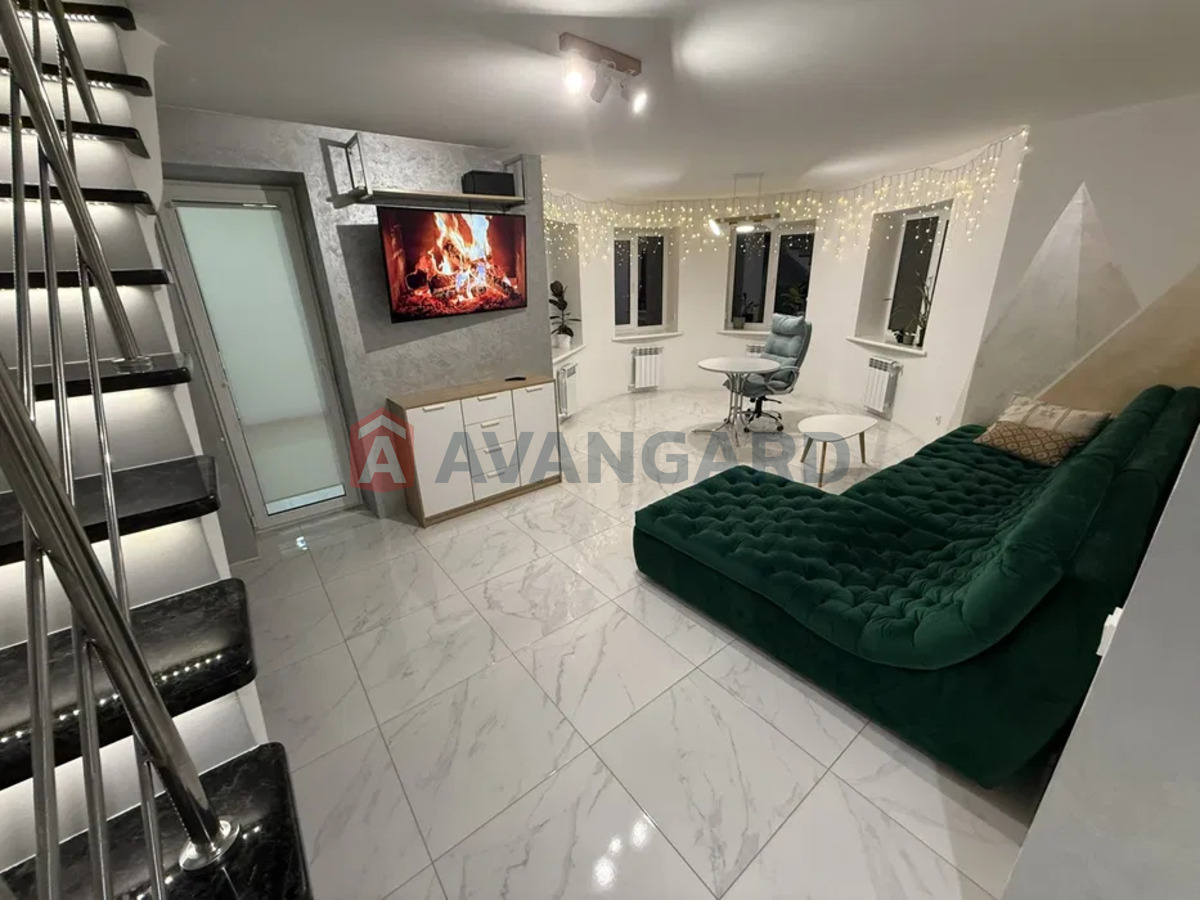 3 ��. ��������, 95/-/11 ��. �., 9/10 ������ ���� 3