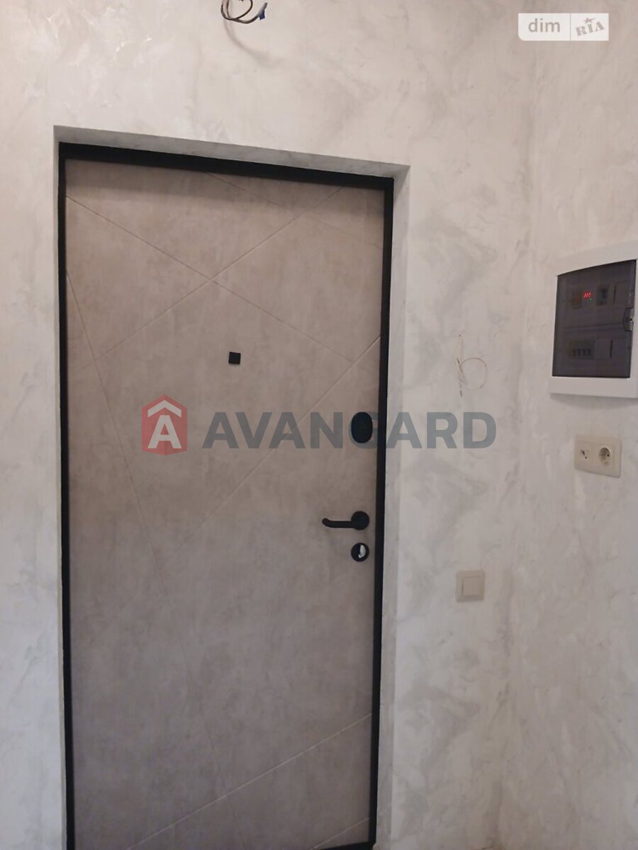 1 ��. ��������, 41/-/13 ��. �., 1/5 ������ ���� 5