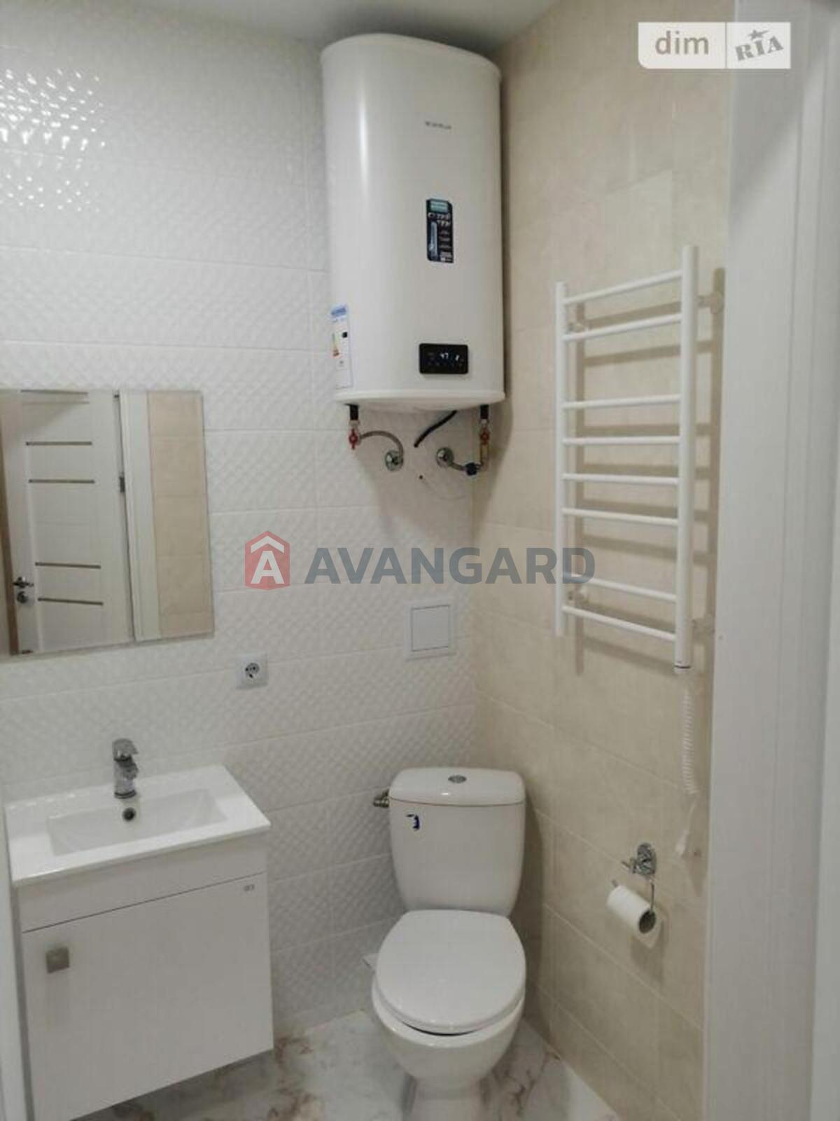 1 ��. ��������, 34/15/8 ��. �., 1/11 ������ ���� 16