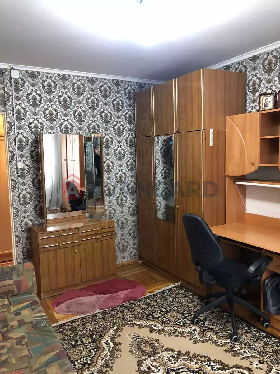 3 ��. ��������, 57/38/9 ��. �., 4/9 ������ ���� 1