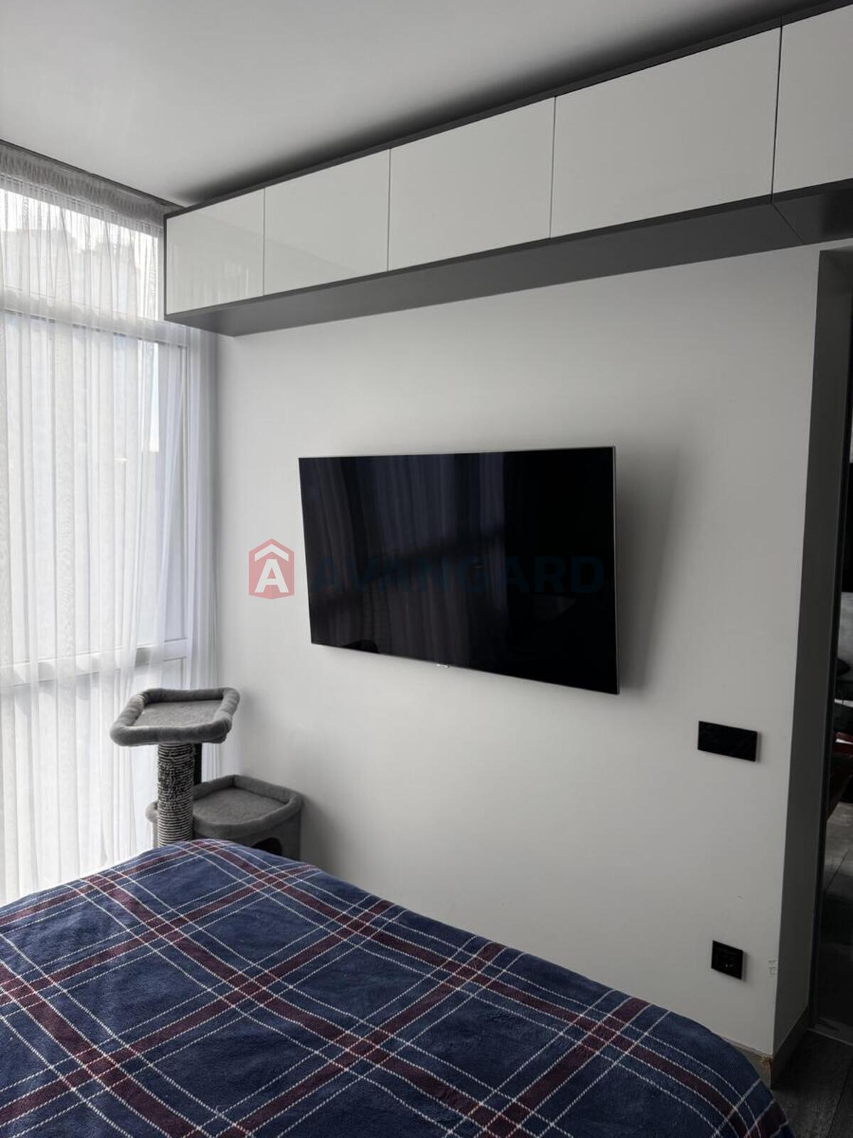 1 ��. ��������, 48/-/14 ��. �., 10/24 ������ ���� 11