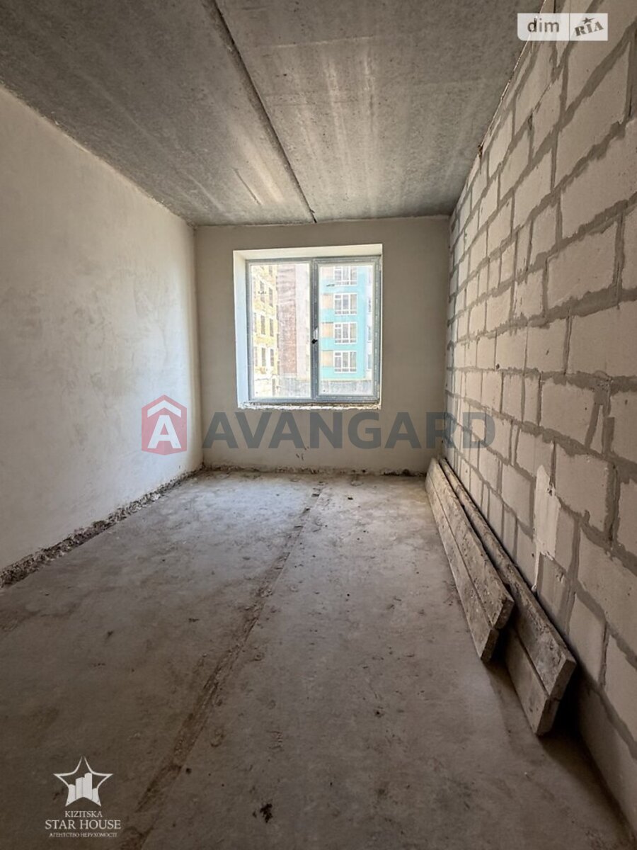 2 ��. ��������, 50/30/10 ��. �., 1/9 ������ ���� 4