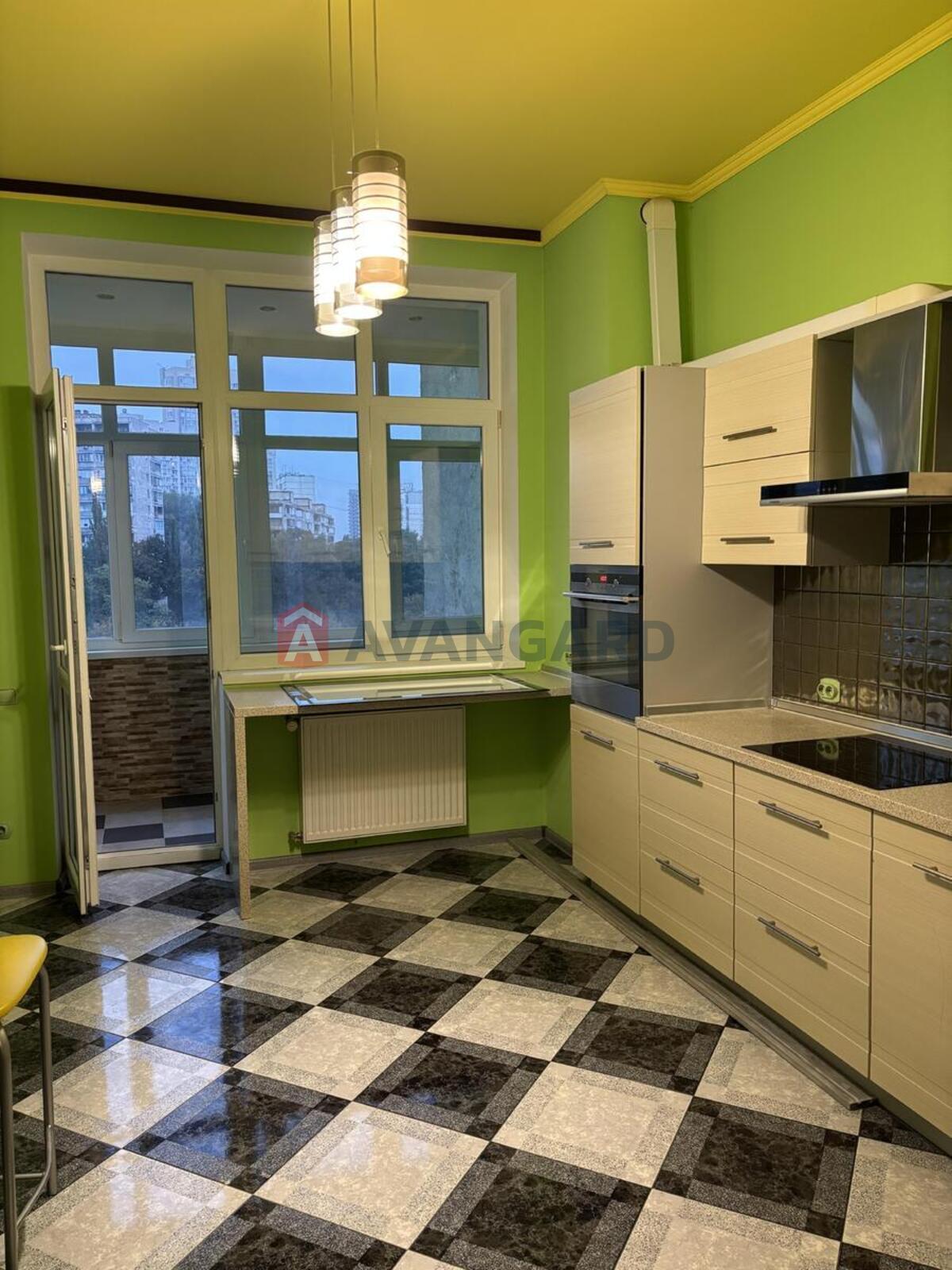 2 ��. ��������, 95/53/16 ��. �., 9/25 ������ ���� 2