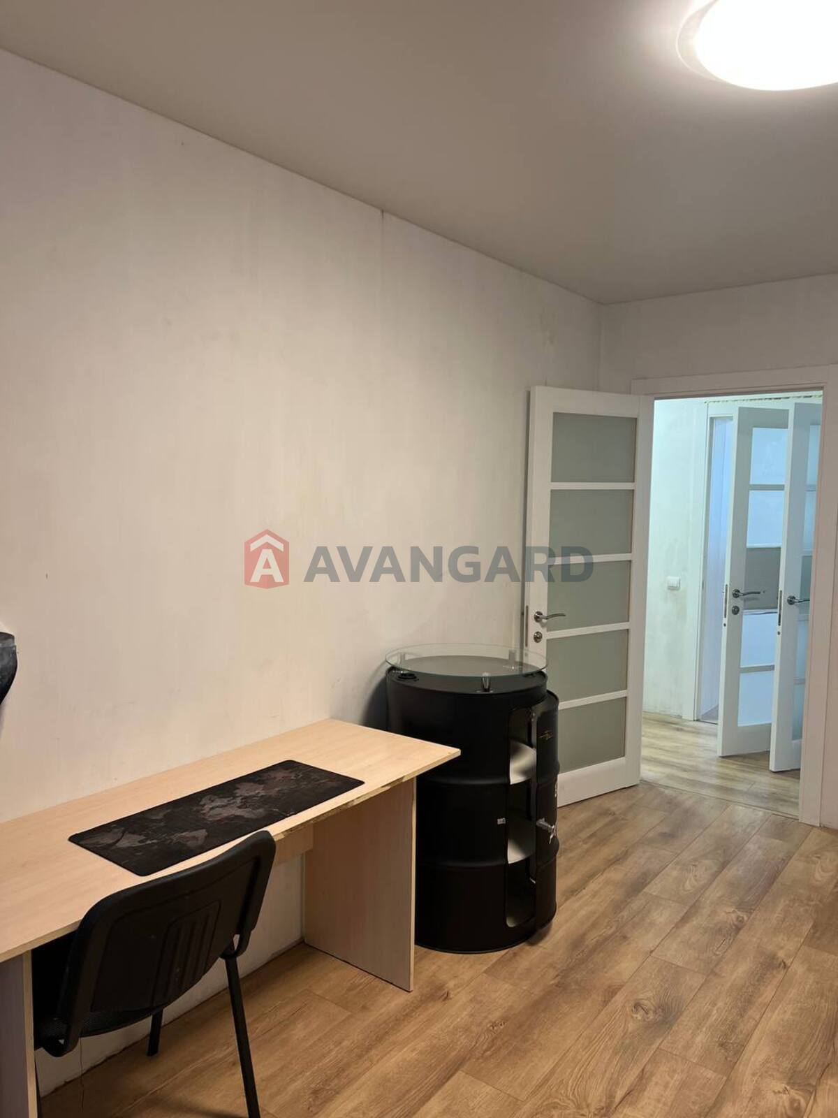 3 ��. ��������, 100/50/15 ��. �., 1/11 ������ ���� 22