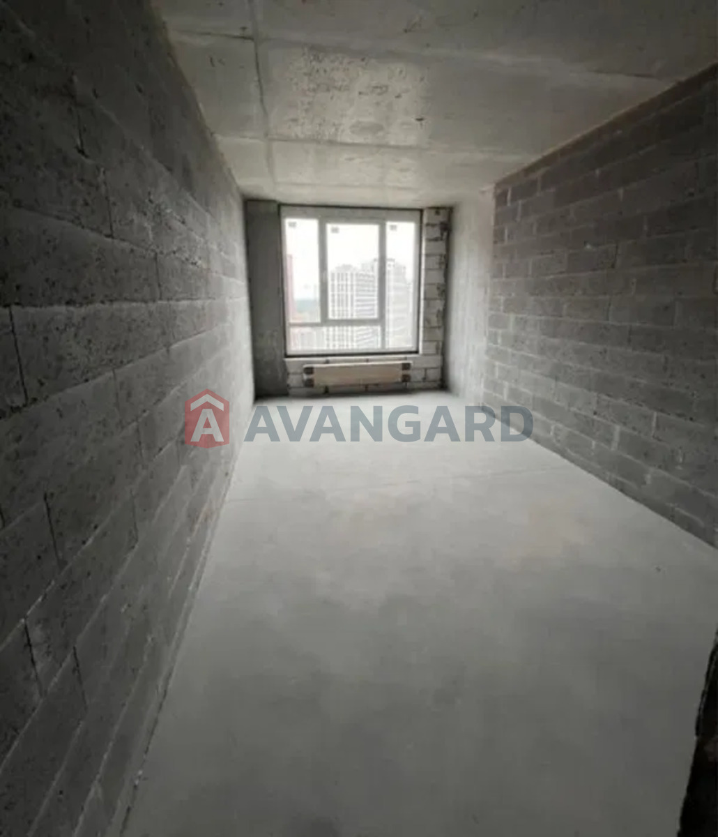 1 ����. ��������, 56/-/21 ��. �., 19/25 ���� ���� 3