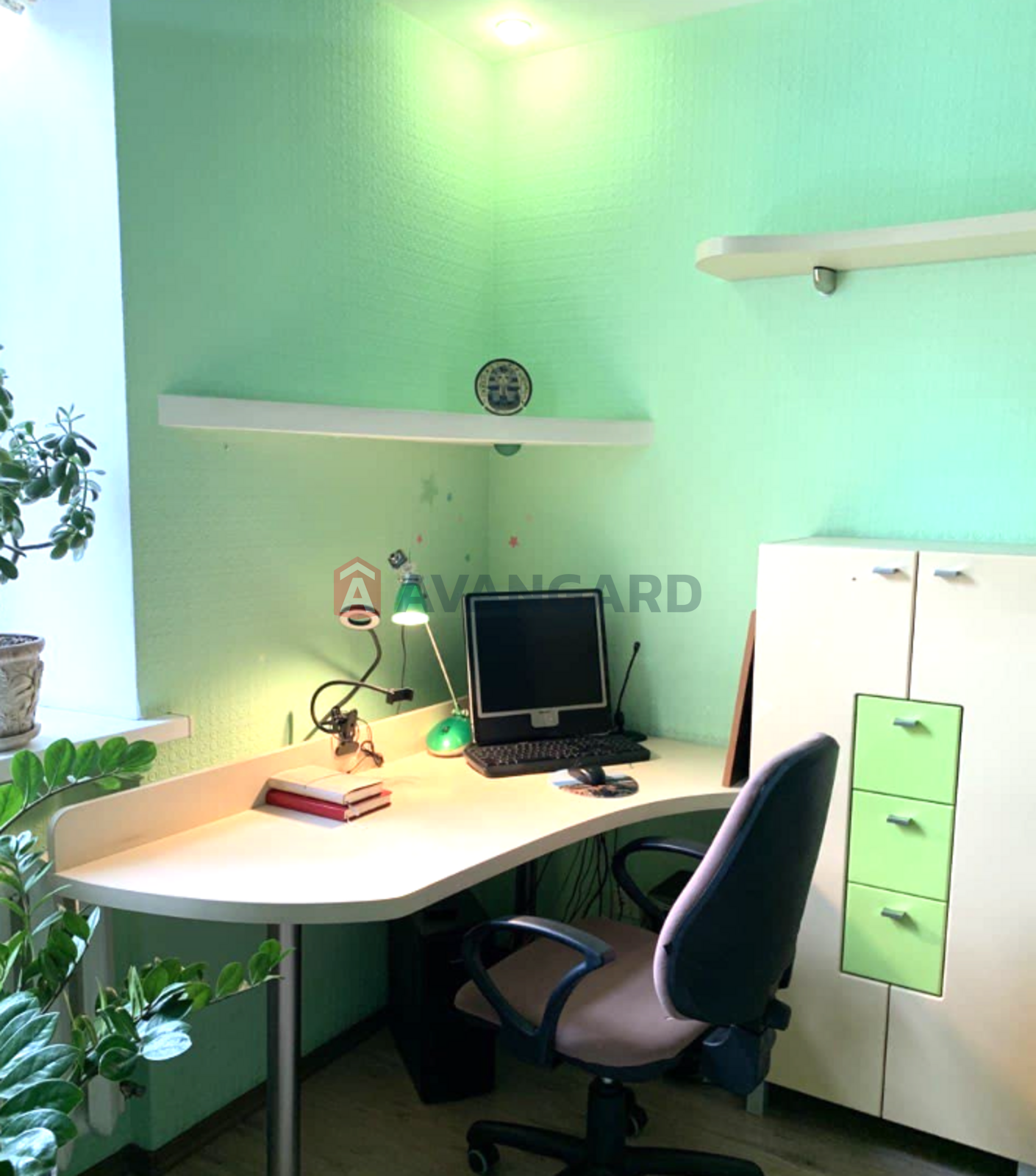 5 ��. ��������, 170/-/30 ��. �., 2/3 ������ ���� 11