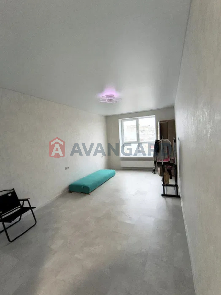 1 ����. ��������, 49/-/19 ��. �., 8/11 ���� ���� 6