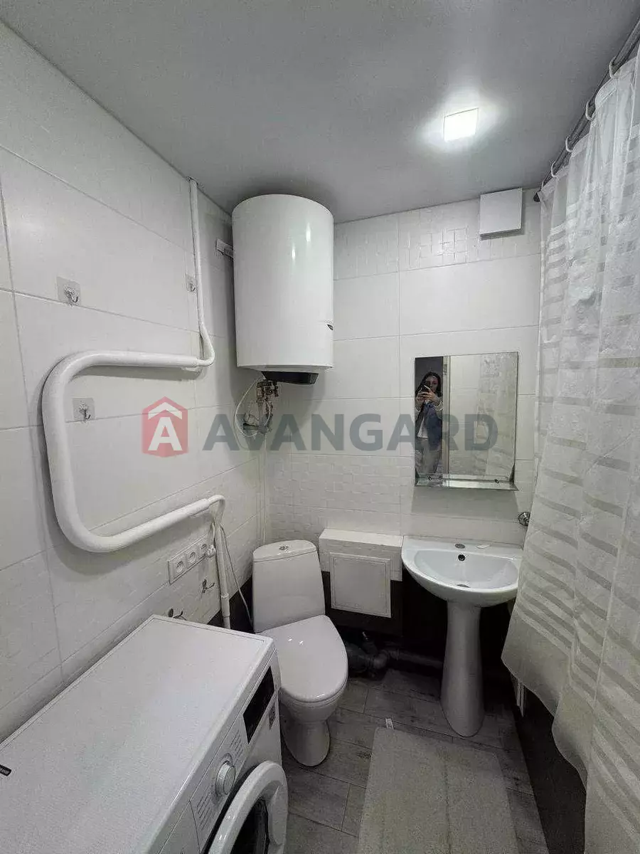 1 . , 30/-/6 . ., 8/9   15