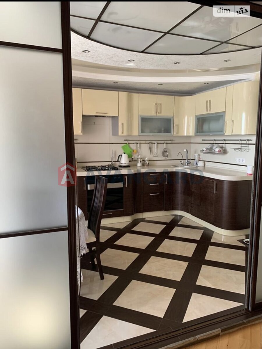 2 ��. ��������, 72/-/- ��. �., 3/9 ������ ���� 4