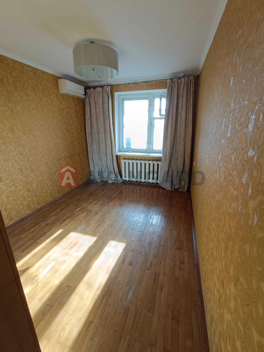 4 ��. ��������, 74/-/7 ��. �., 9/10 ������ ���� 3