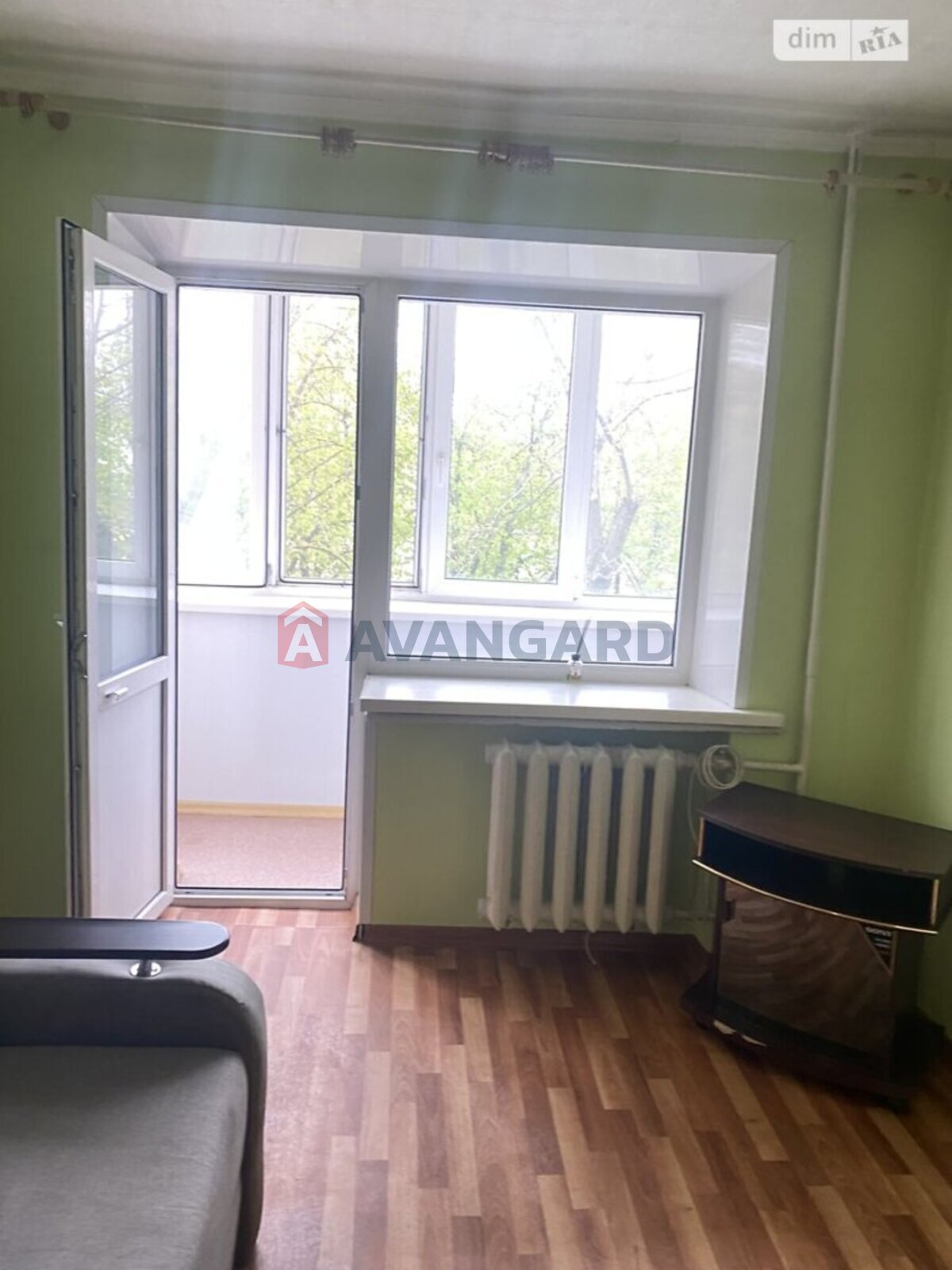 1 ��. ��������, 28/14/6 ��. �., 3/5 ������ ���� 6