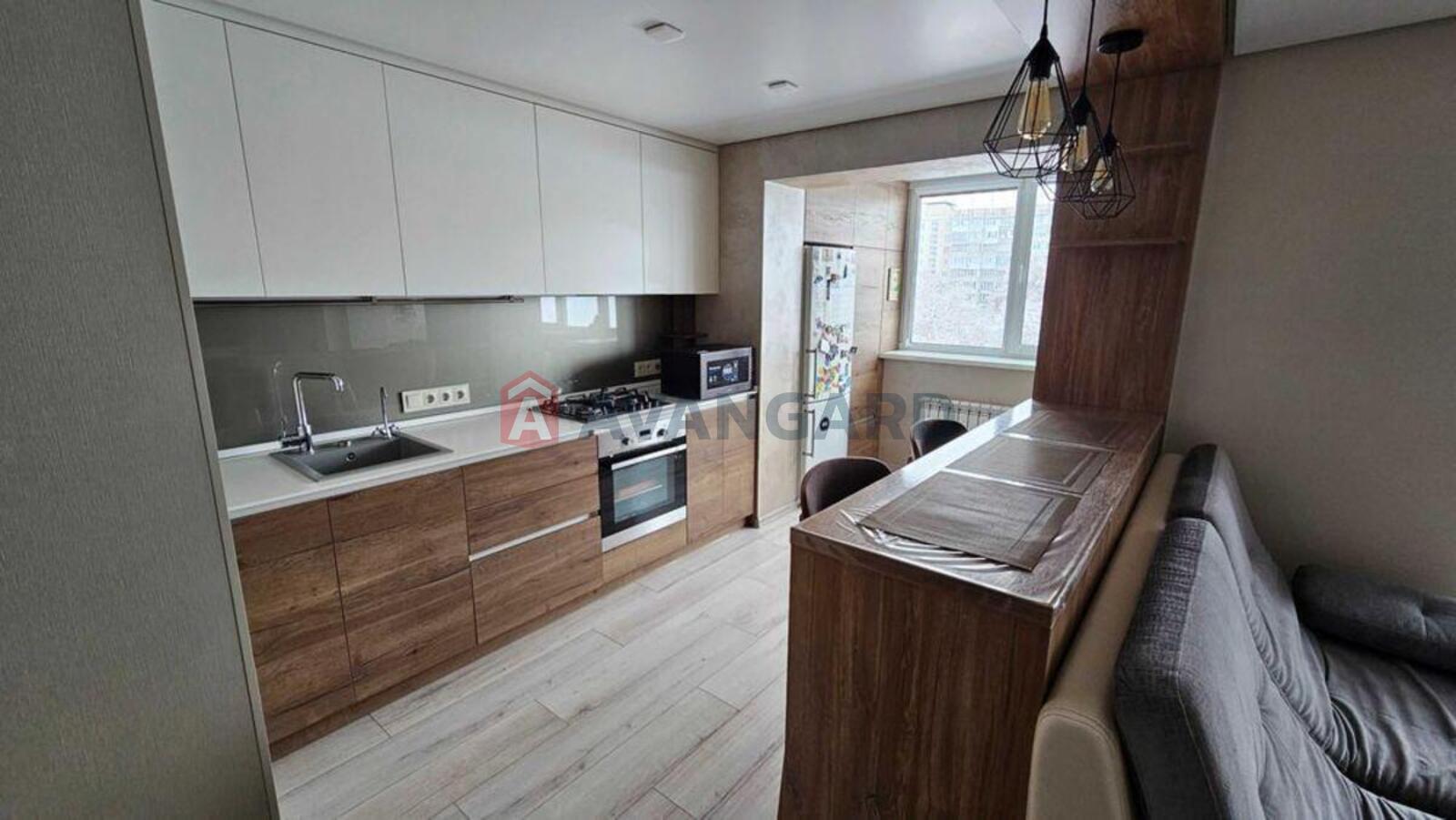 1 ��. ��������, 46/-/6 ��. �., 4/9 ������ ���� 9