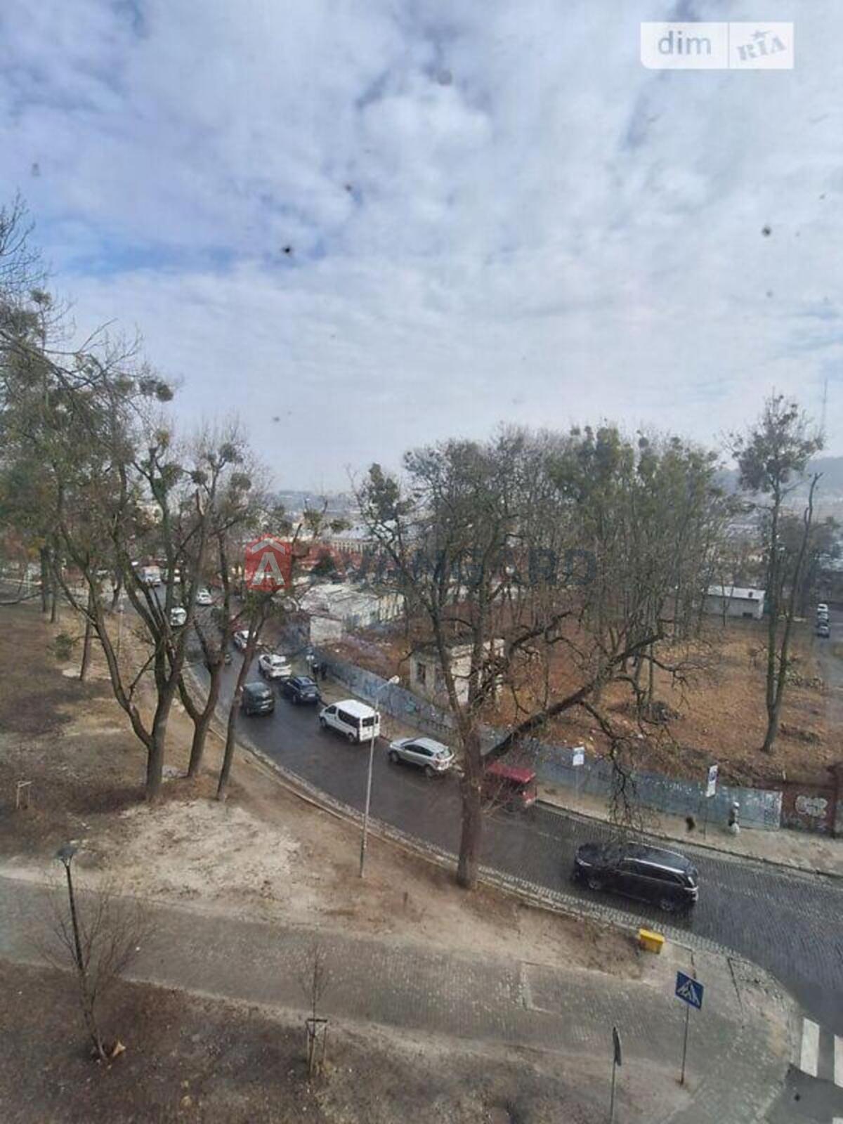 3 ��. ��������, 64/45/8 ��. �., 5/5 ������ ���� 5