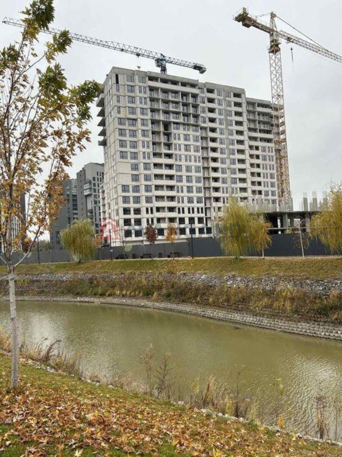 1 ��. ��������, 40/-/11 ��. �., 12/16 ������ ���� 2