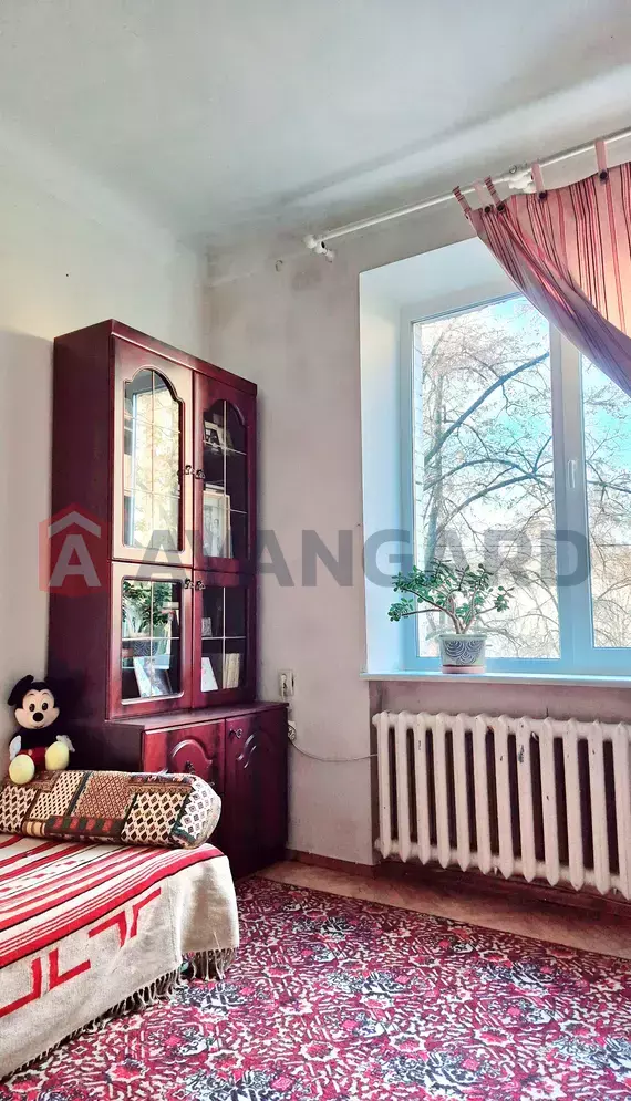 3 ��. ��������, 70/-/7 ��. �., 2/5 ������ ���� 10