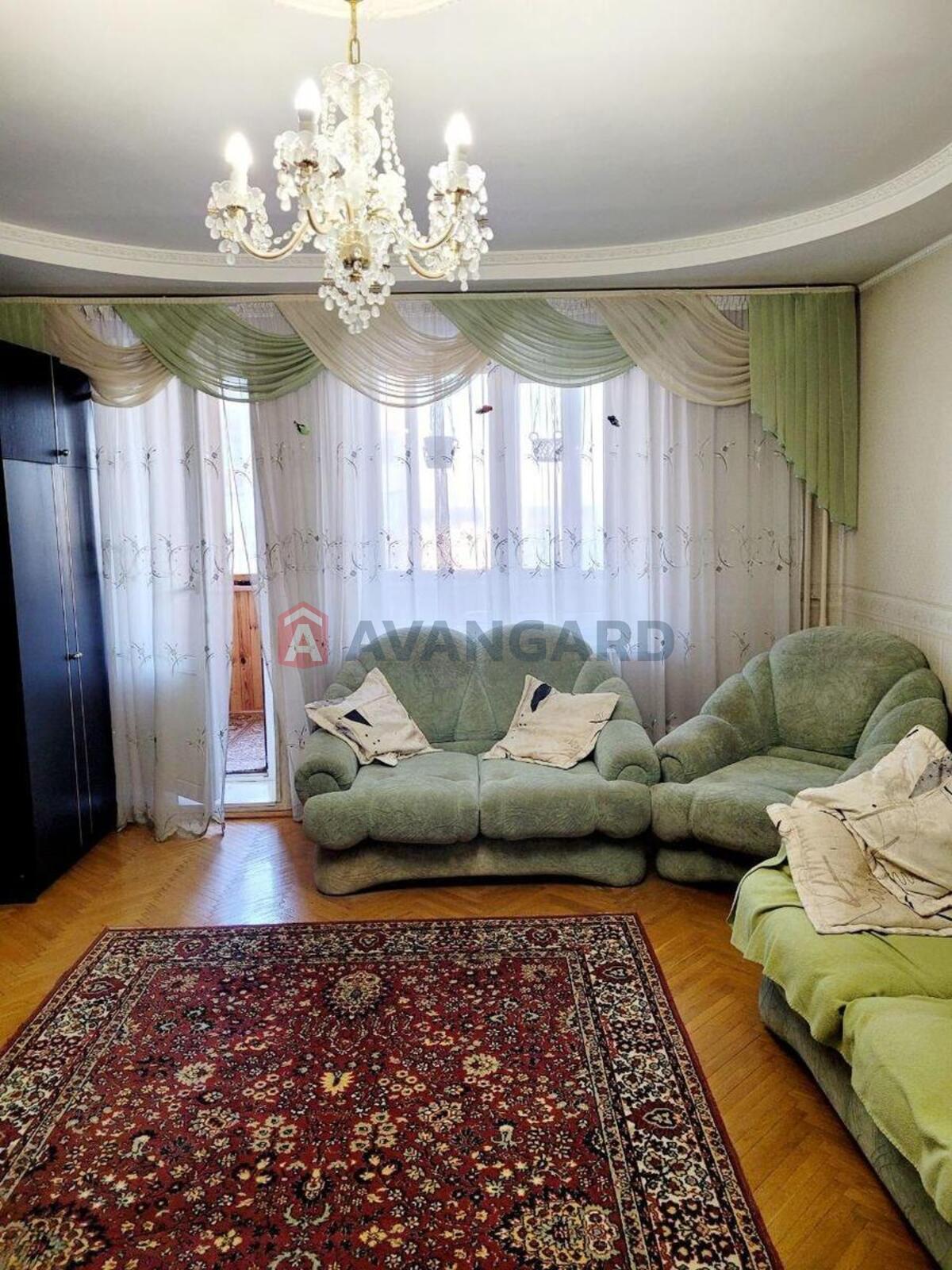 4 ��. ��������, 100/55/11 ��. �., 14/23 ������ ���� 2