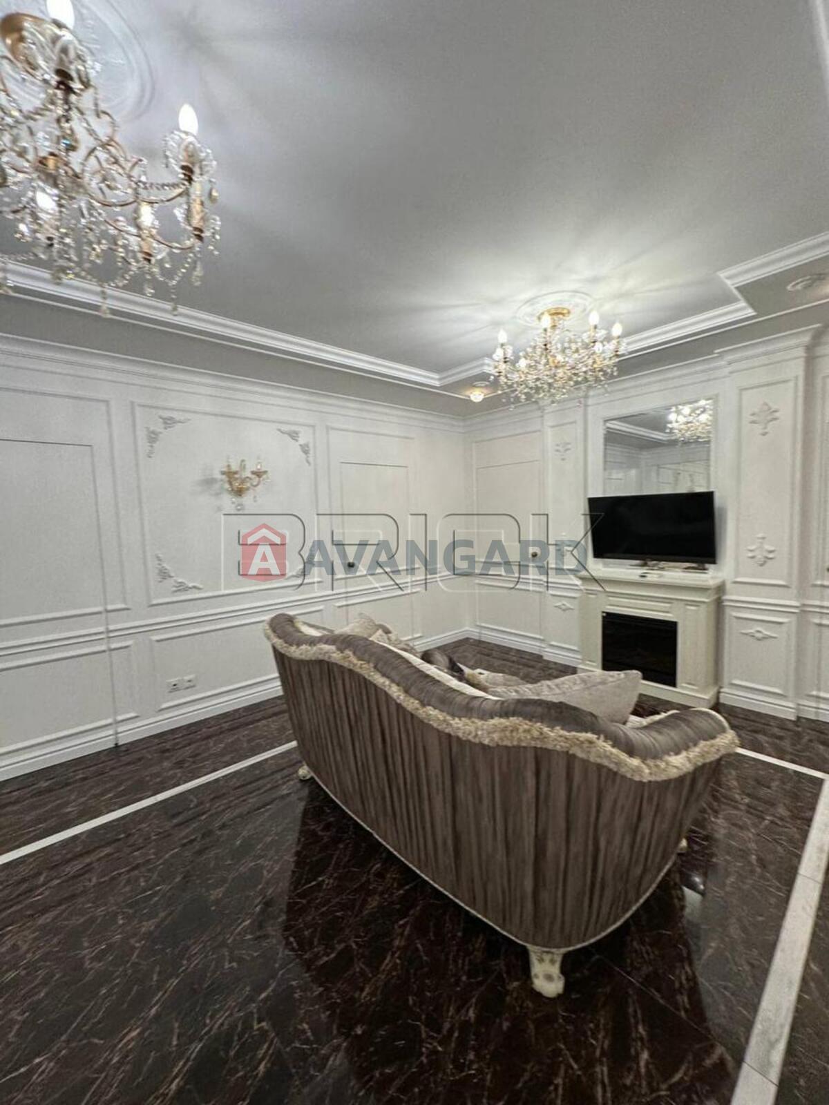 2 ��. ��������, 84/20/16 ��. �., 18/26 ������ ���� 5