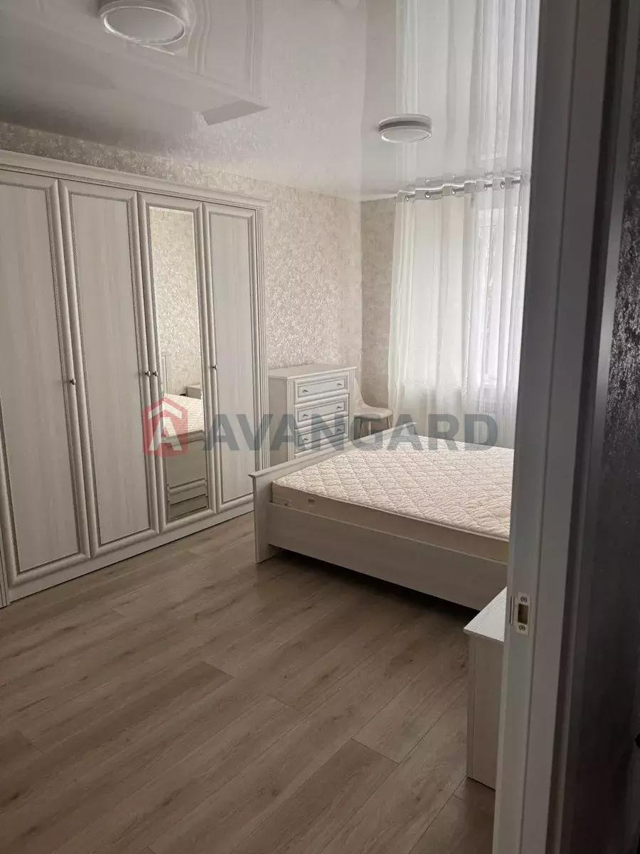 1 ��. ��������, 31/-/10 ��. �., 3/9 ������ ���� 20