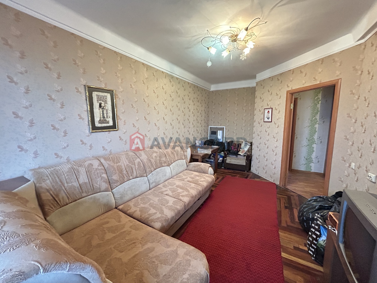 3 . , 70/42/8 . ., 9/9   3